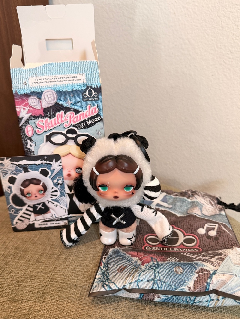 SKULLPANDA Off Mode Plush Doll Pendant SECRET
